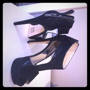 Michael Kors Heels- never worn!